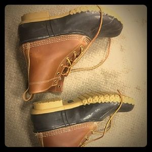 LL Bean boots size 7 gently worn great cond.